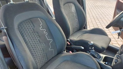 Fiat Punto 1.4 8V 5 porte Natural Power Young (11)