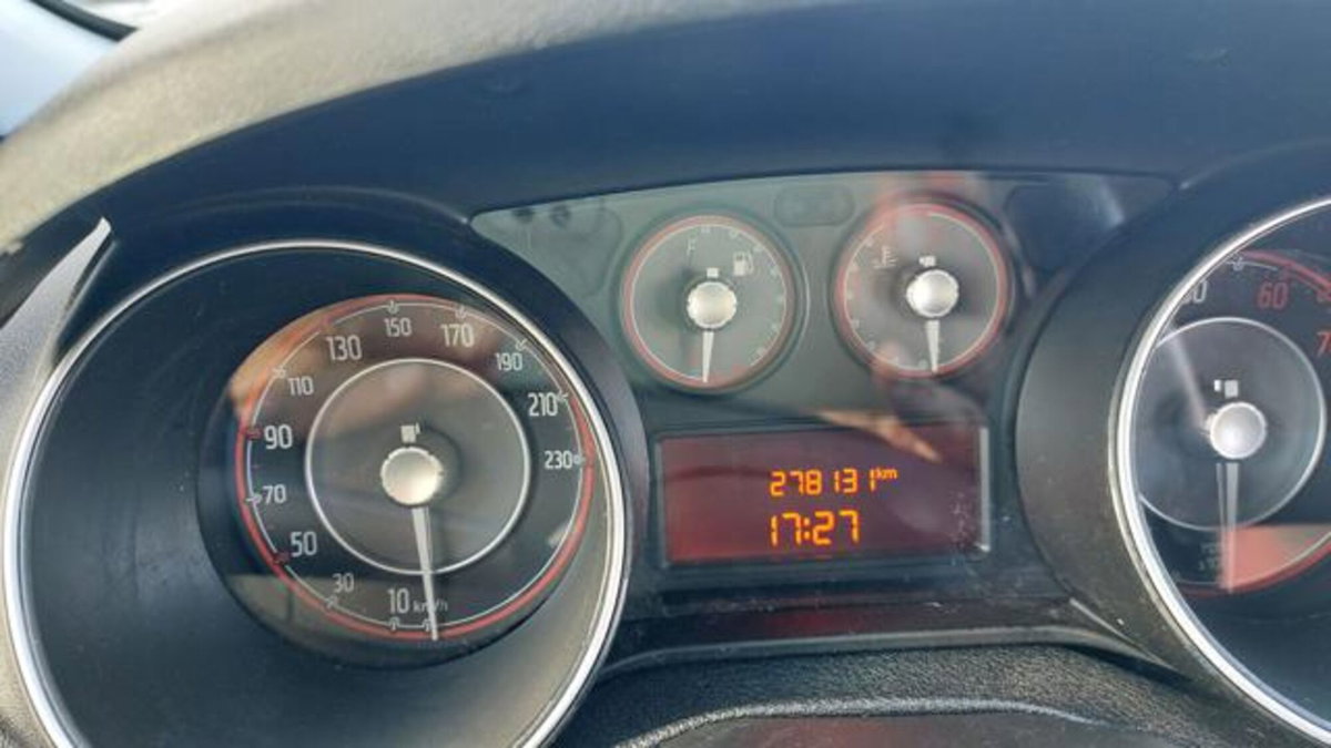 Fiat Punto 1.4 8V 5 porte Natural Power Young (15)