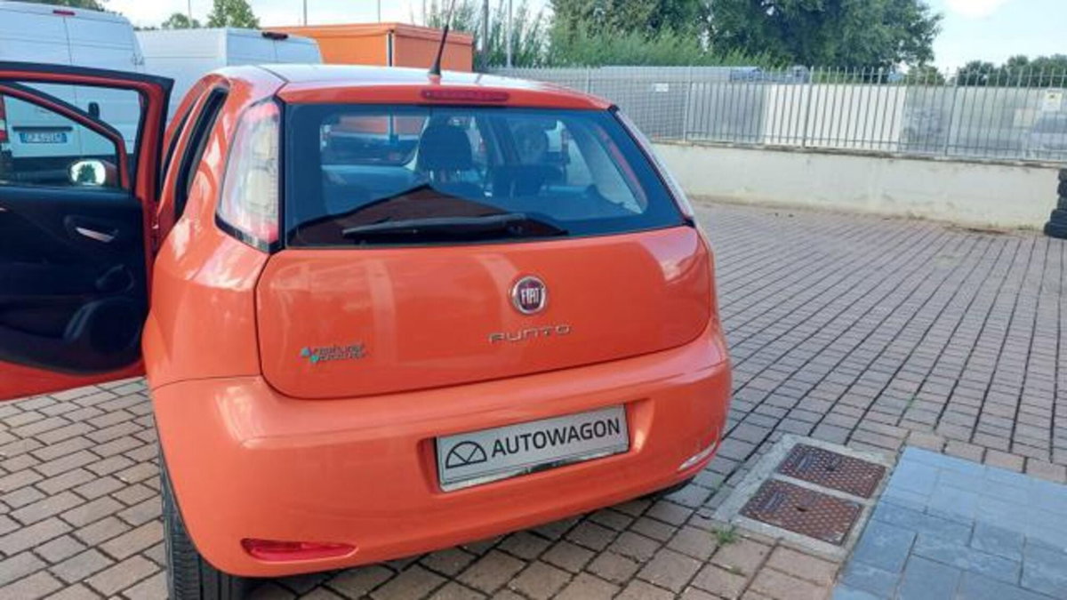 Fiat Punto 1.4 8V 5 porte Natural Power Young (18)