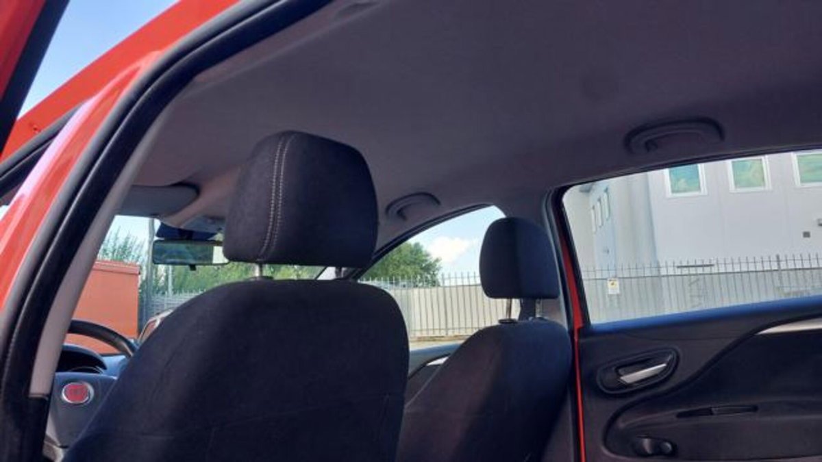 Fiat Punto 1.4 8V 5 porte Natural Power Young (8)