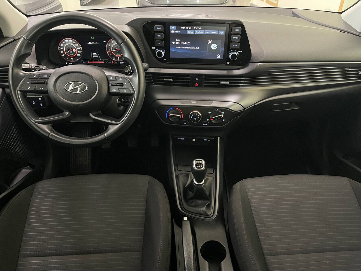Hyundai i20 1.2 MPI MT ConnectLine (11)