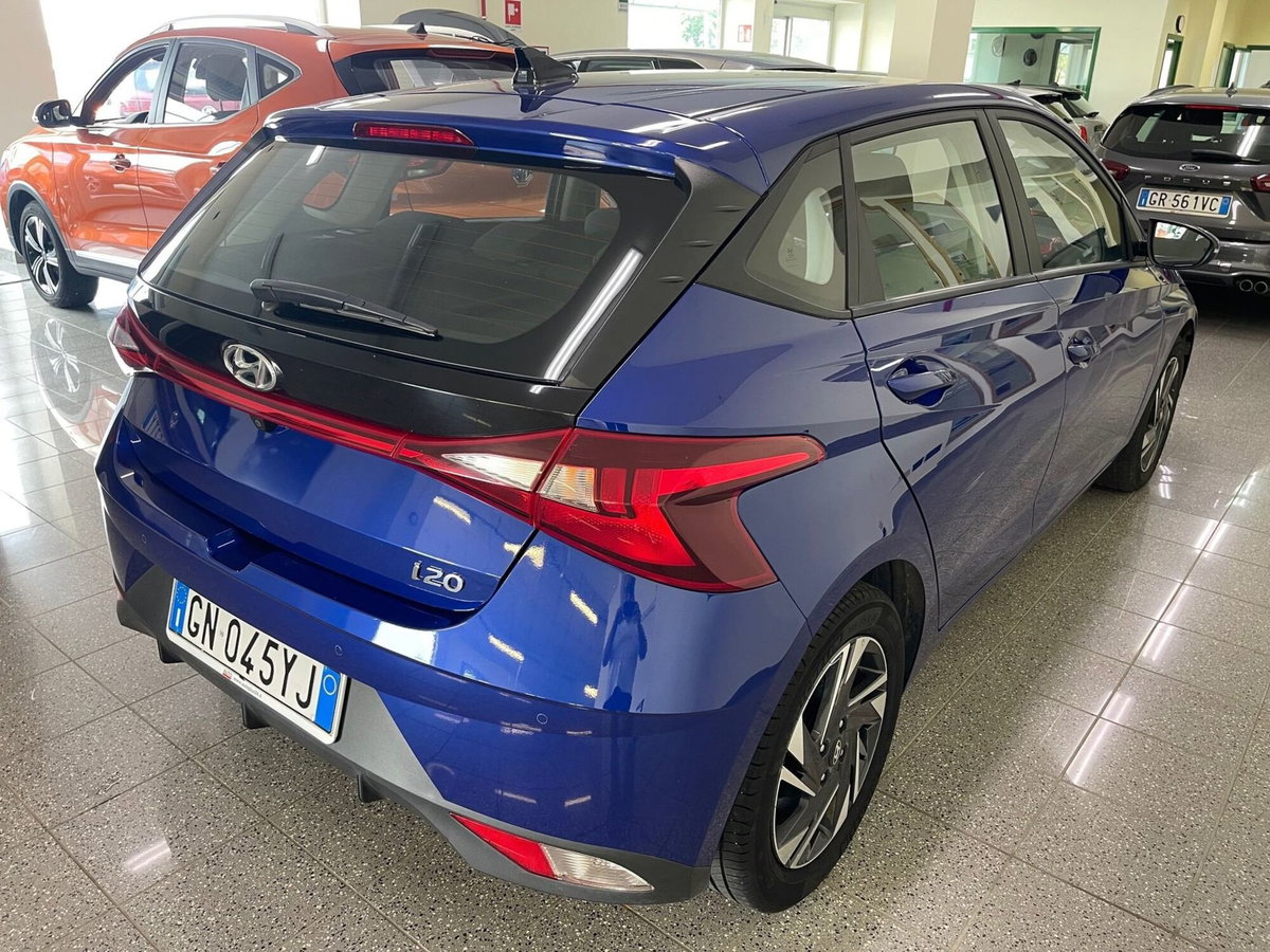 Hyundai i20 1.2 MPI MT ConnectLine (4)