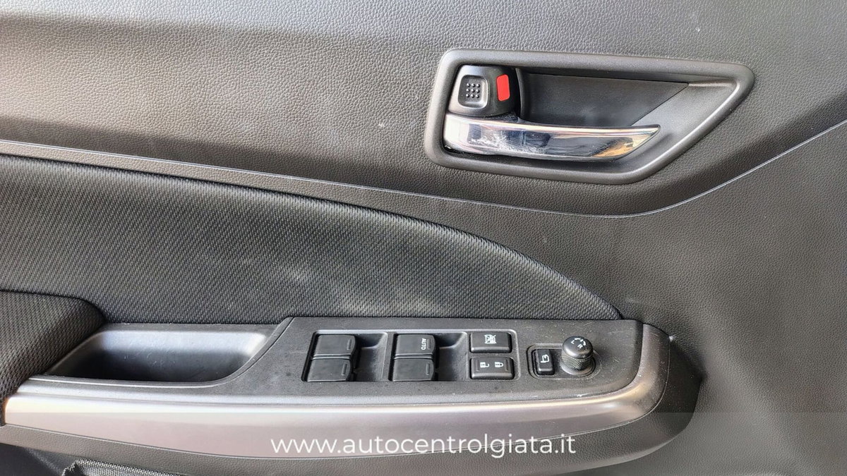Suzuki Swift 1.2 Hybrid Easy Top (5)