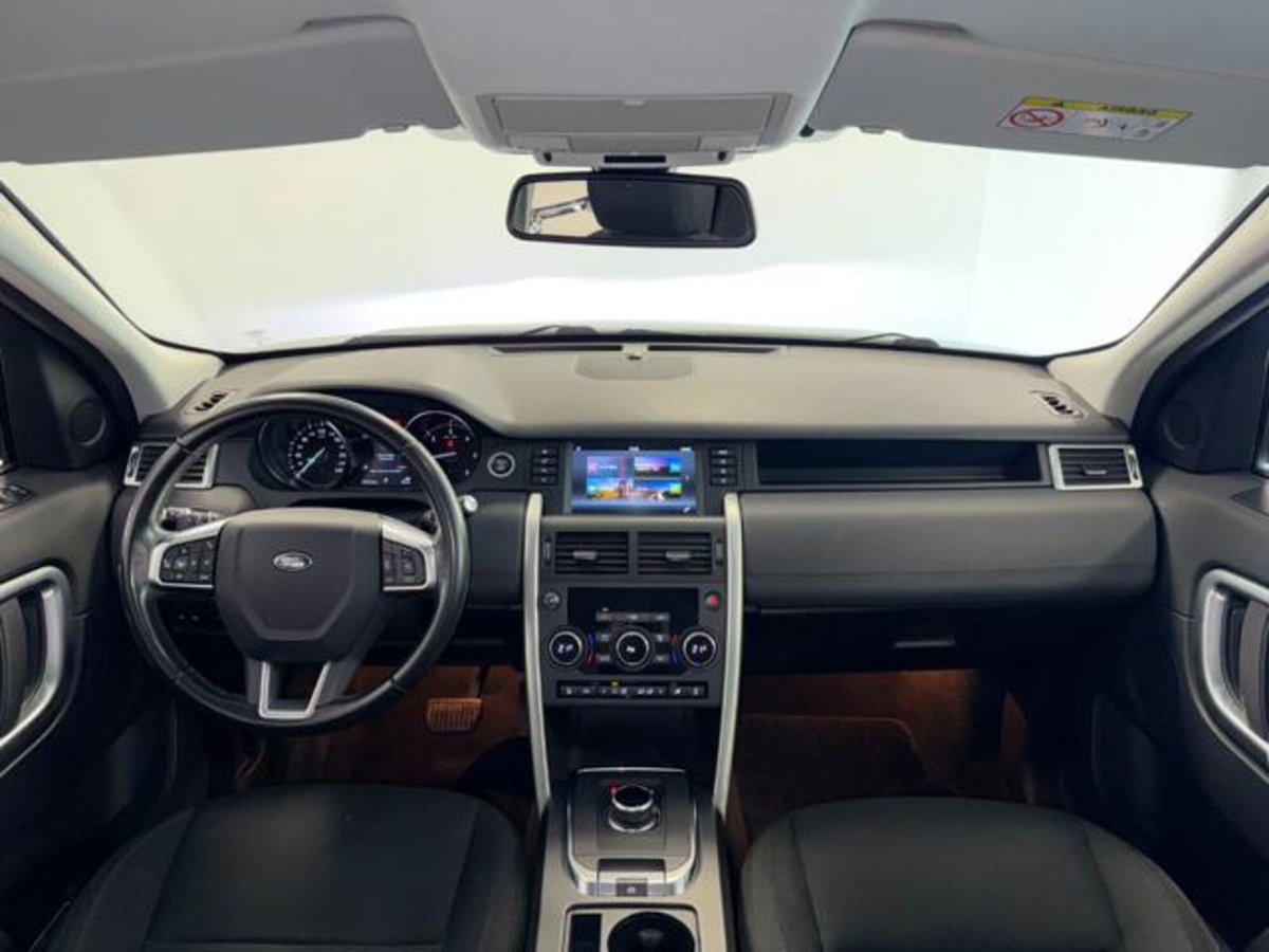 Land Rover Discovery Sport 2.0 TD4 150 CV HSE Luxury (13)