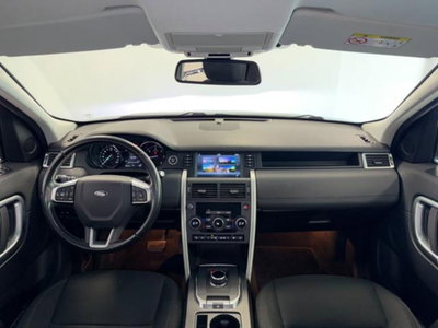 Land Rover Discovery Sport 2.0 TD4 150 CV HSE Luxury (13)