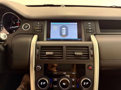 Land Rover Discovery Sport 2.0 TD4 150 CV HSE Luxury (19)