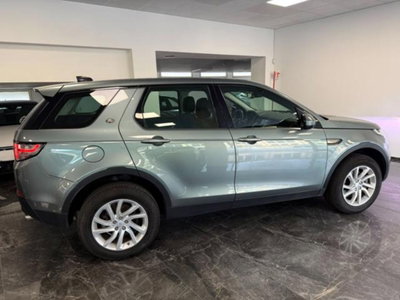 Land Rover Discovery Sport 2.0 TD4 150 CV HSE Luxury (9)