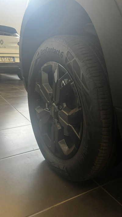 Dacia Duster 1.0 TCe 100 CV 4x2 Prestige (5)
