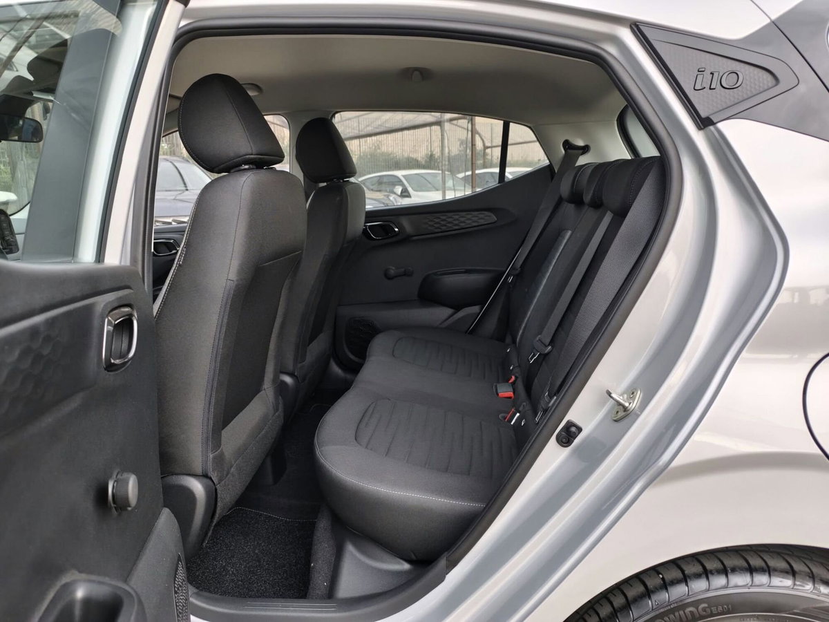 Hyundai i10 1.0 MPI AT Tech (11)