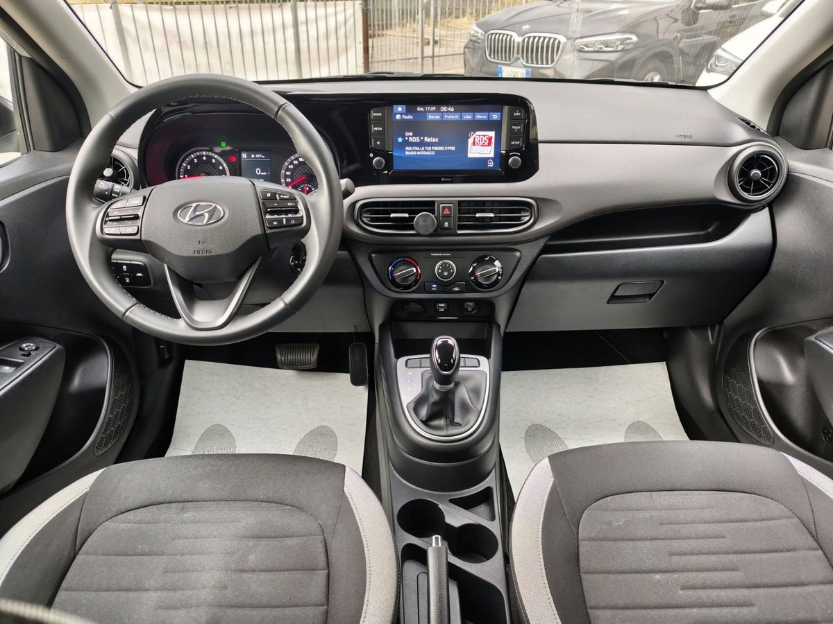 Hyundai i10 1.0 MPI AT Tech (13)
