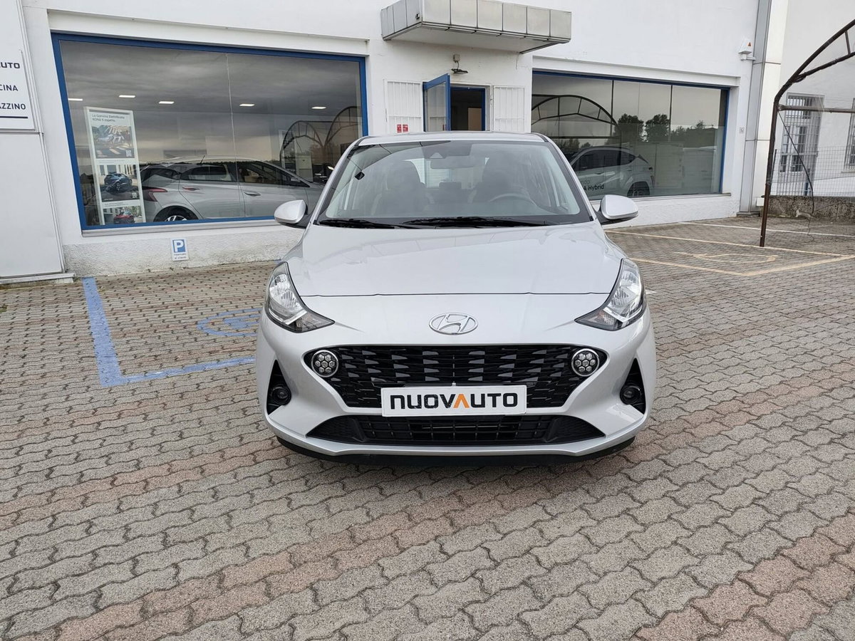 Hyundai i10 1.0 MPI AT Tech (2)