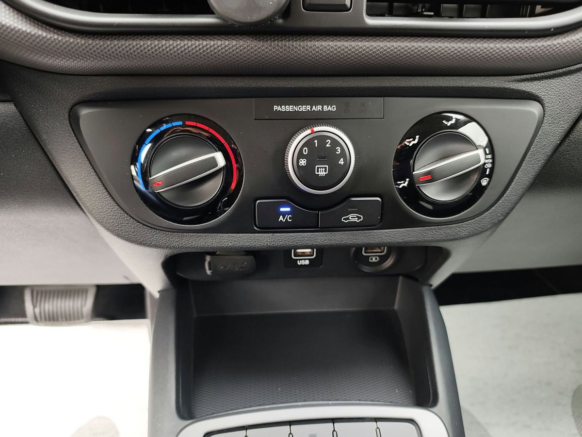Hyundai i10 1.0 MPI AT Tech (20)