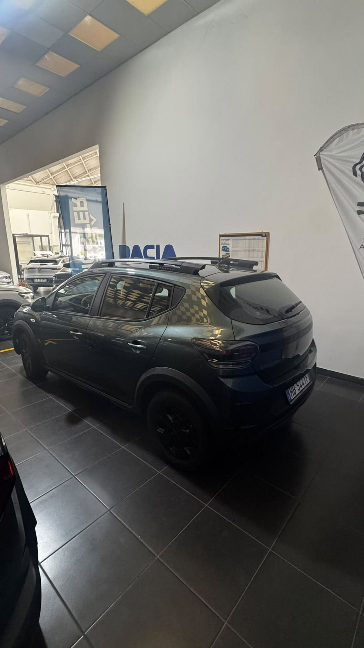 Dacia Sandero Stepway 1.2 Eco-G Extreme 120cv auto (5)