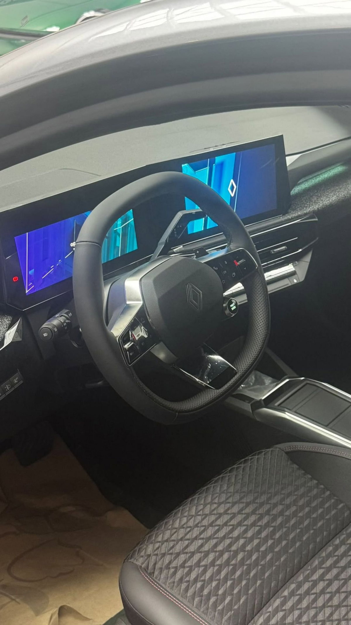 Renault Clio 1.2 eco-g Techno 120cv edc (5)