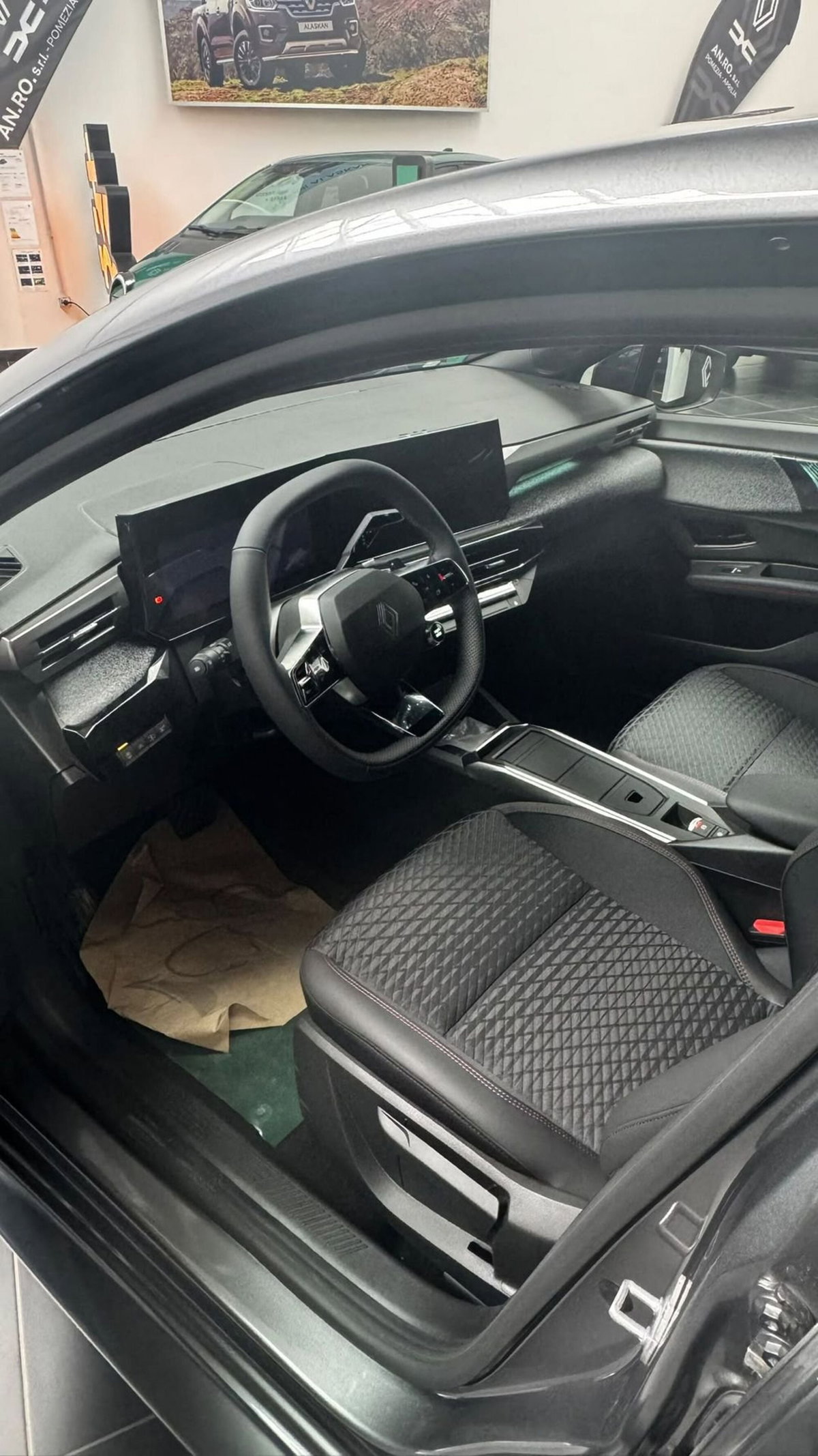 Renault Clio 1.2 eco-g Techno 120cv edc (6)