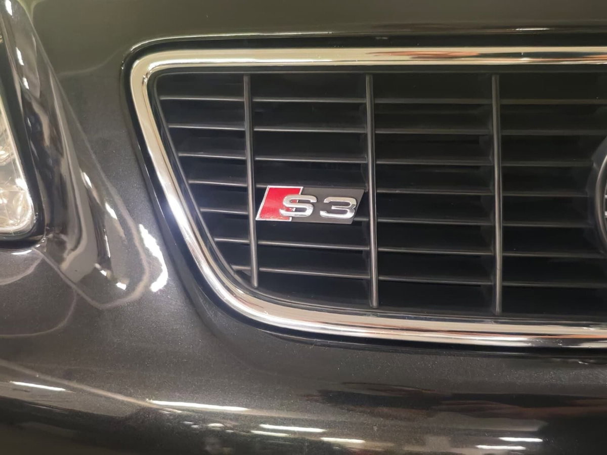 Audi A3 1.8 T/180 CV cat 3p. Ambiente (2)