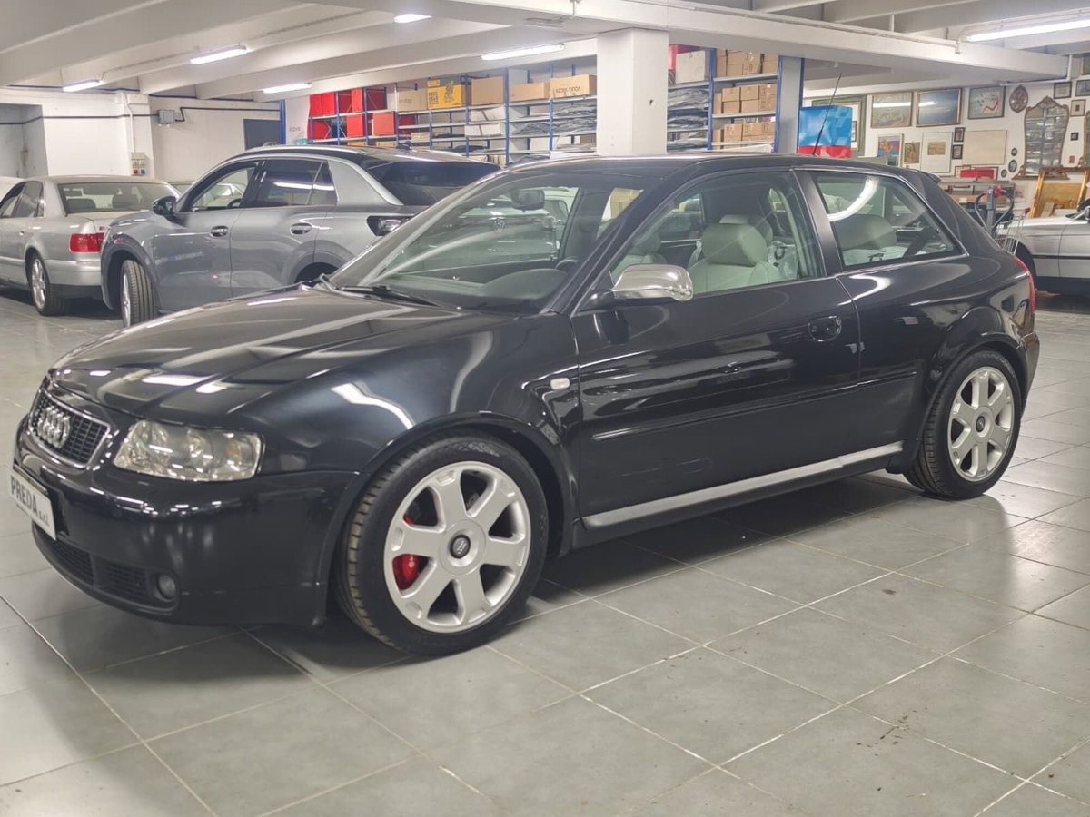 Audi A3 1.8 T/180 CV cat 3p. Ambiente (5)