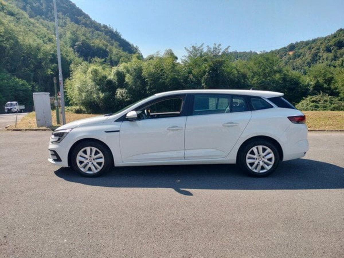 Renault Mégane Sporter Blue dCi 115 CV Equilibre (5)