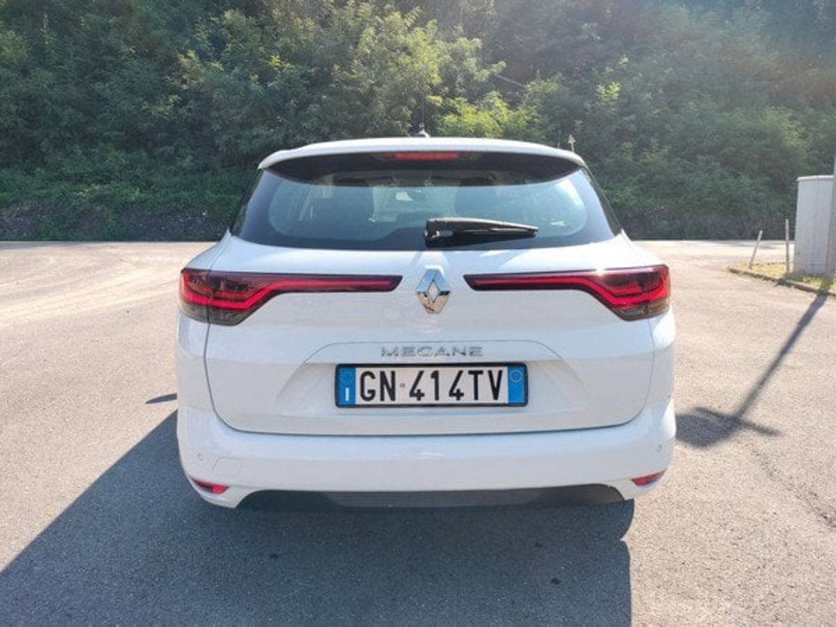 Renault Mégane Sporter Blue dCi 115 CV Equilibre (7)