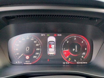 Volvo XC40 D3 Geartronic Momentum (11)