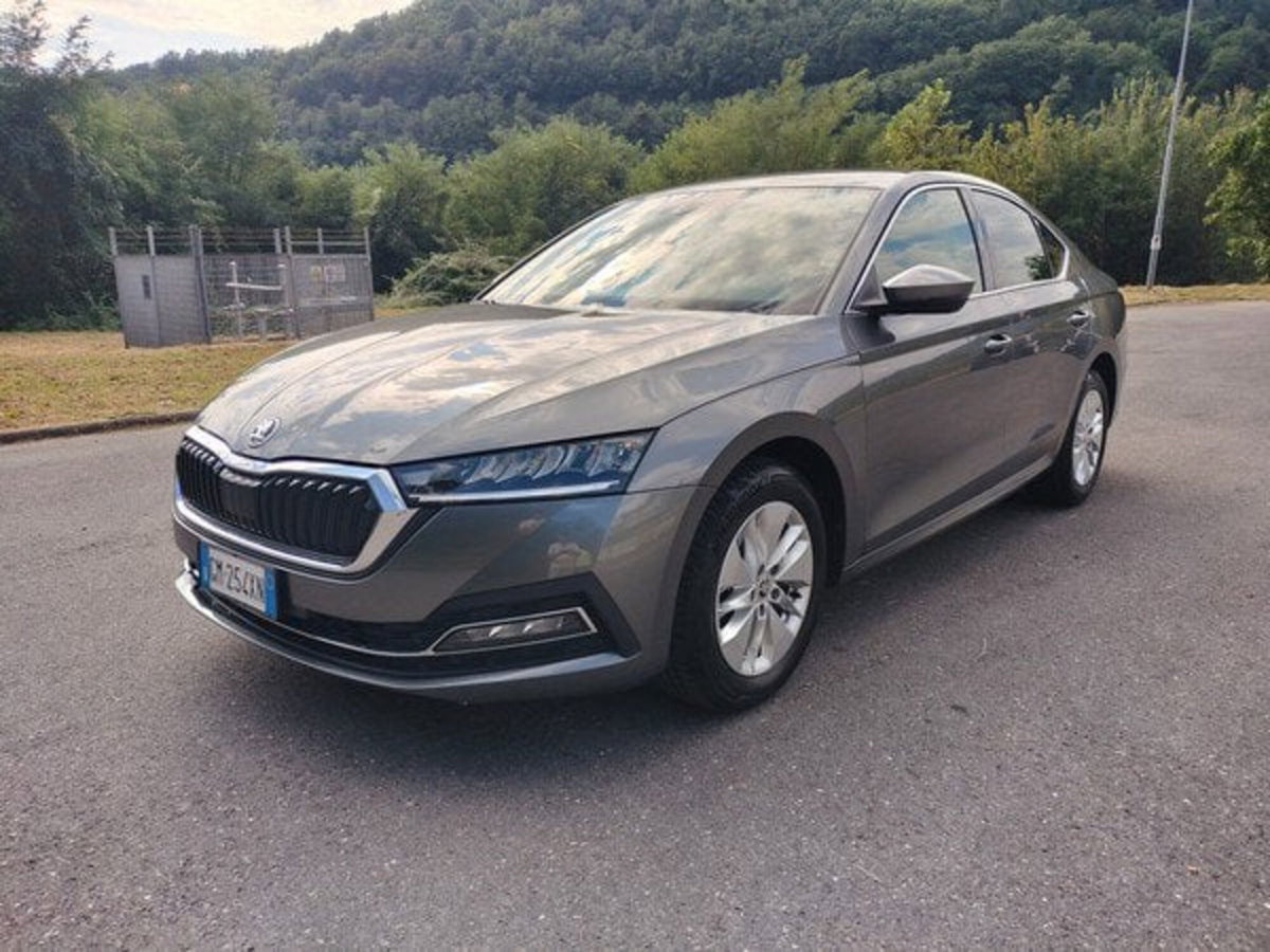 Skoda Octavia 1.5 e-TEC DSG Ambition (3)