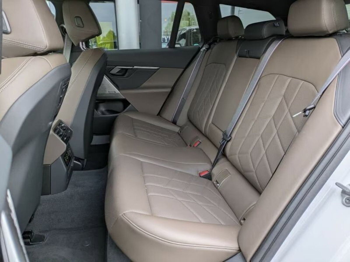 BMW Serie 5 Touring 530e  xdrive M Sport Pro auto (11)