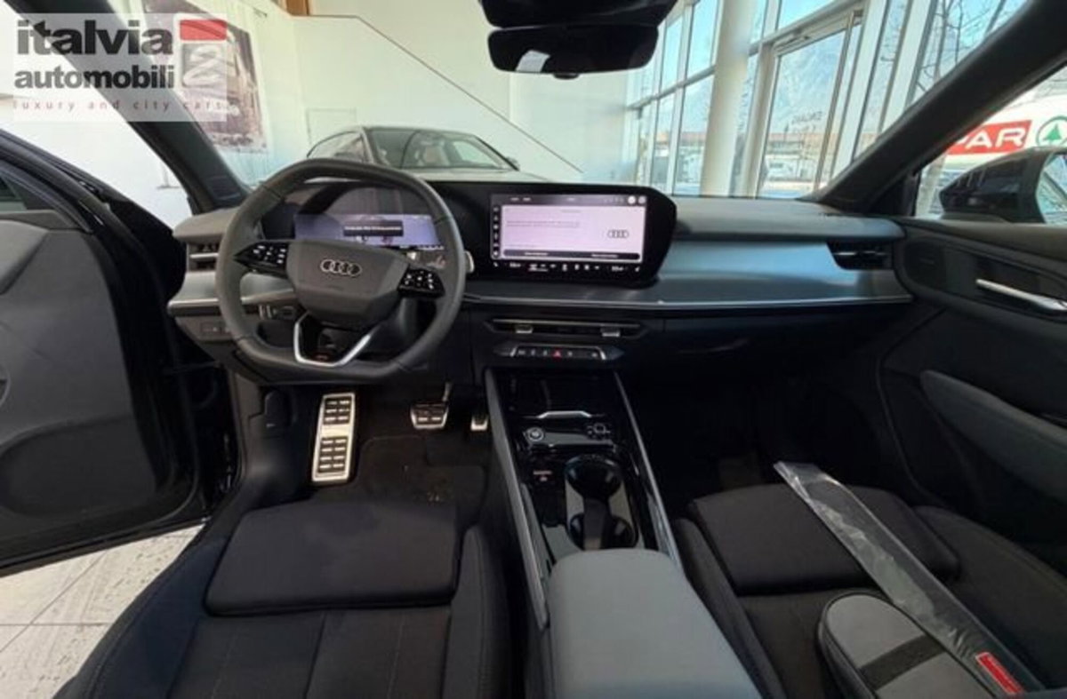 Audi Q3 Sportback 2.0 tdi S line quattro 193cv s-tronic (7)
