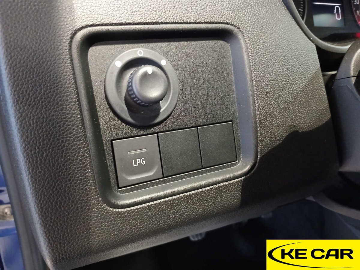 Dacia Duster 1.0 Eco-G Expression 100cv (10)
