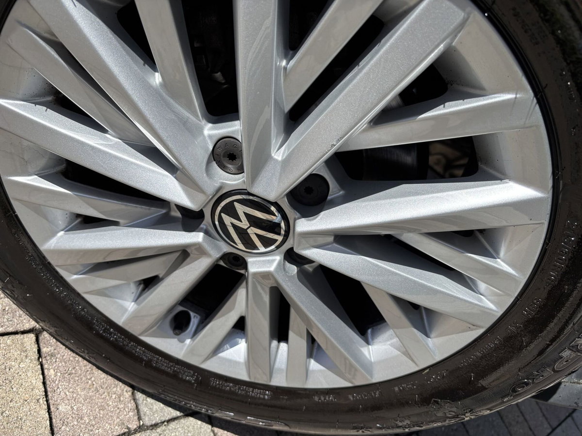 Volkswagen T-Roc 1.5 tsi Life dsg (10)