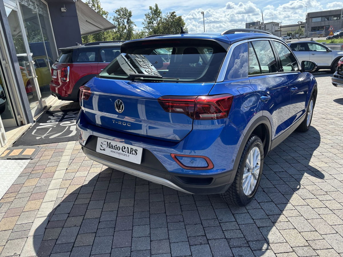 Volkswagen T-Roc 1.5 tsi Life dsg (4)