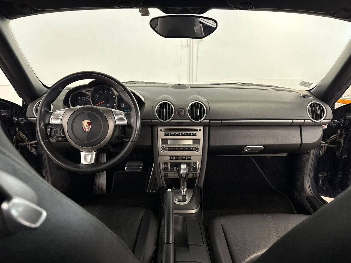 Porsche Cayman 2.7 (8)