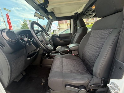 Jeep Wrangler 2.8 CRD DPF Sport (14)