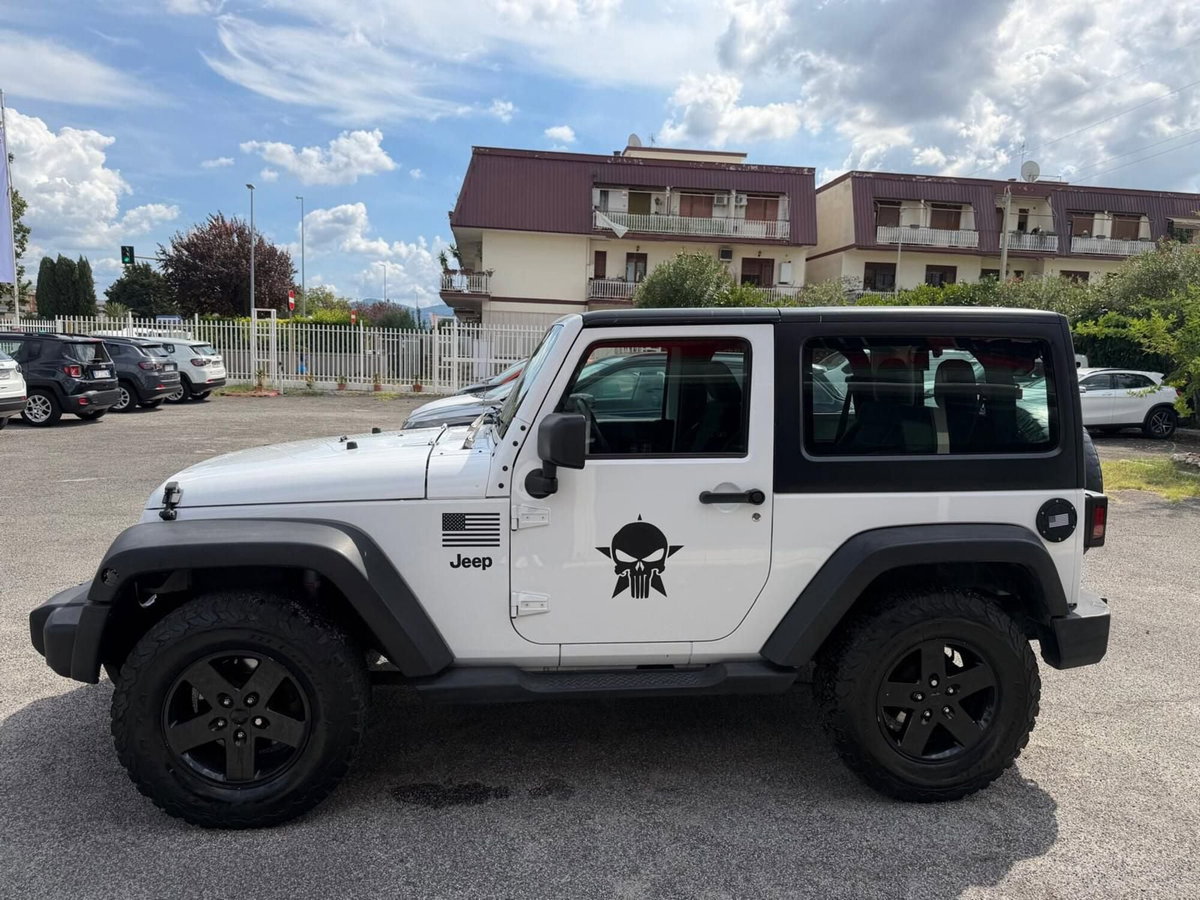 Jeep Wrangler 2.8 CRD DPF Sport (4)
