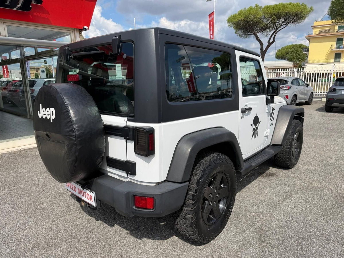 Jeep Wrangler 2.8 CRD DPF Sport (5)