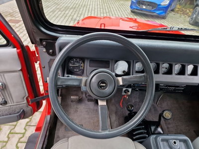 Jeep Wrangler 2.5 Laredo (18)