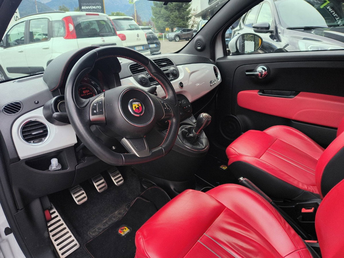 Abarth 500 1.4 Turbo T-Jet (10)