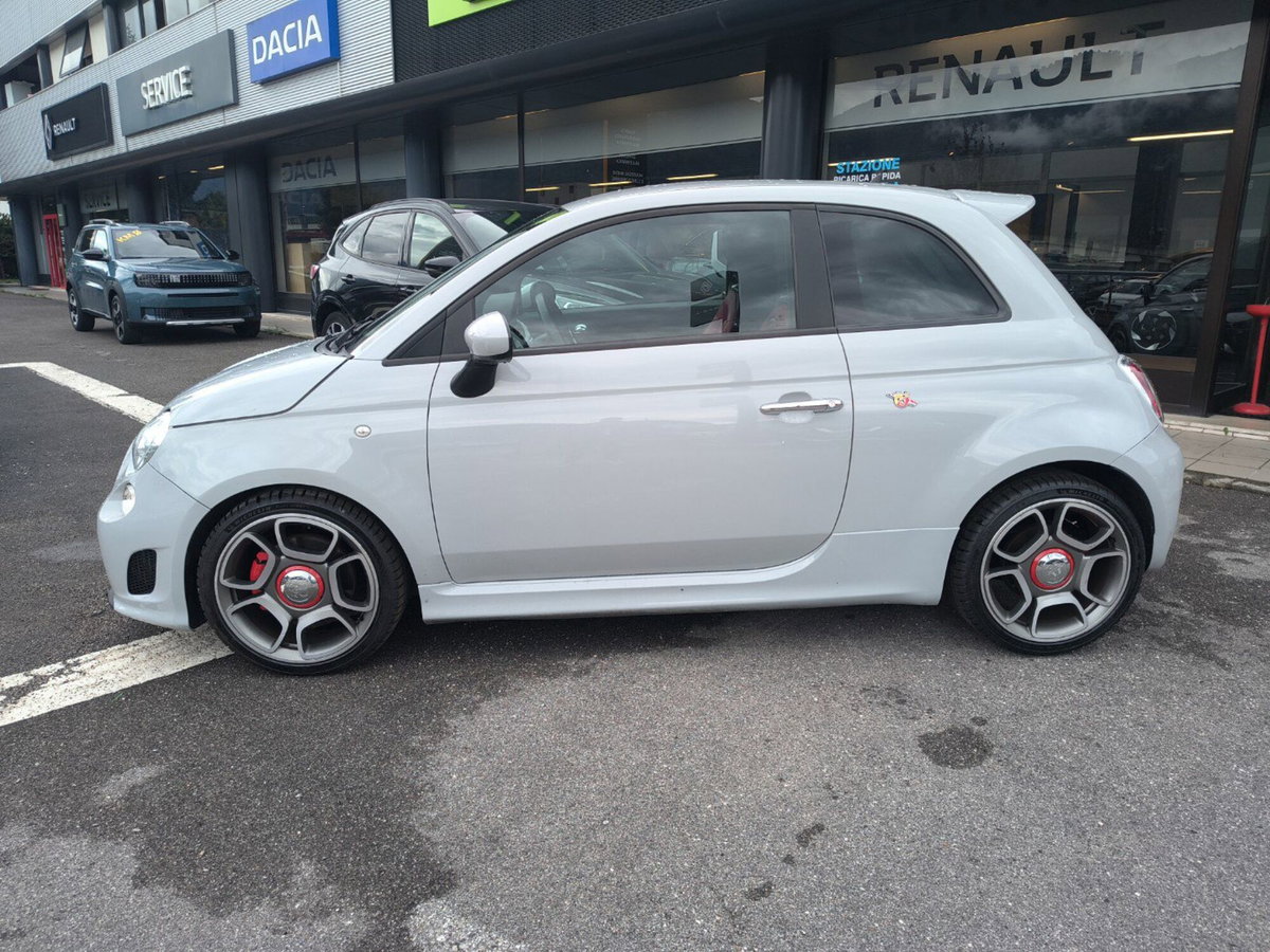 Abarth 500 1.4 Turbo T-Jet (2)