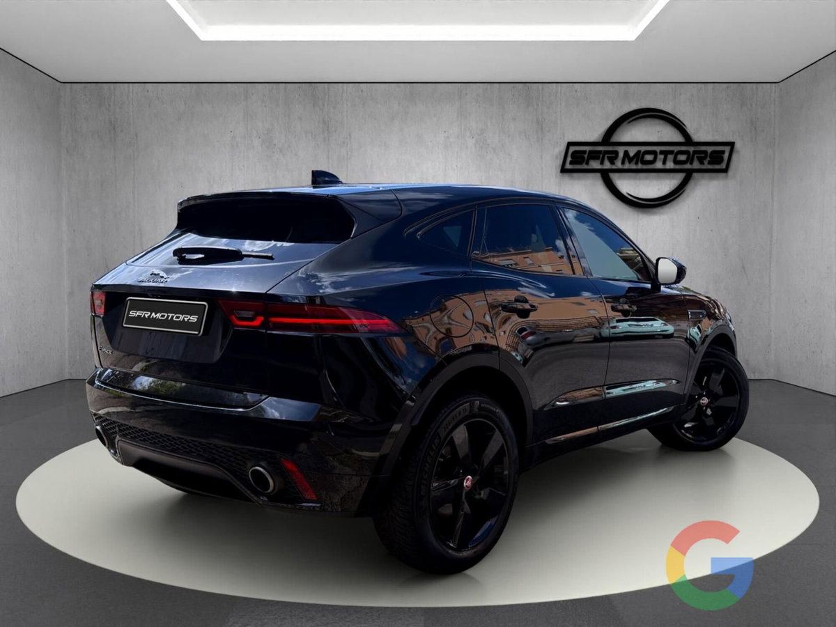 Jaguar E-Pace 2.0D 150 CV AWD R-Dynamic (4)