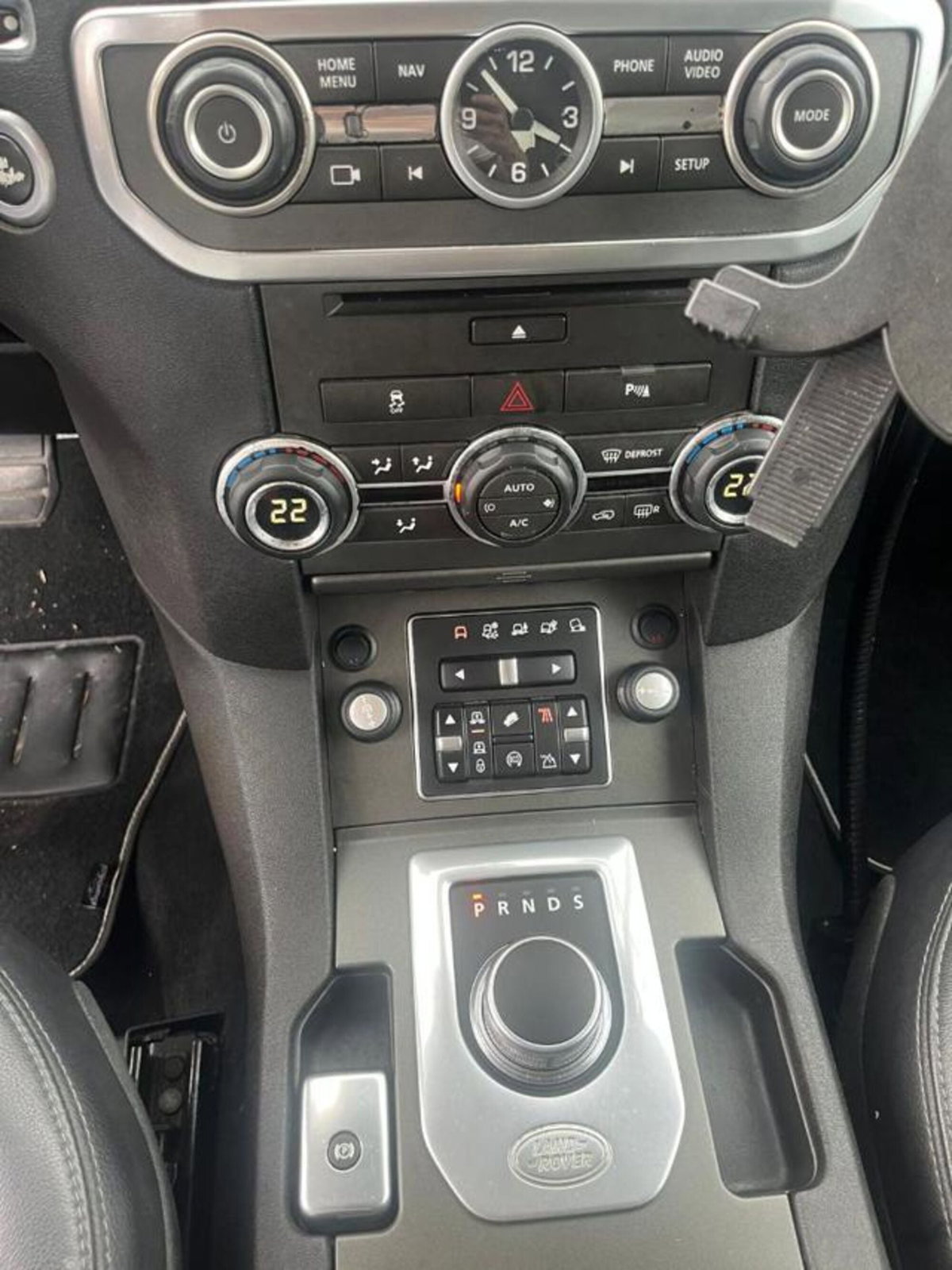 Land Rover Discovery 4 3.0 SDV6 XXV Anniversary Limited Edition (9)