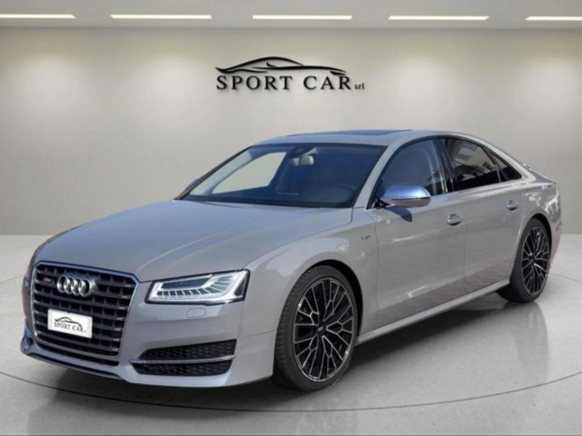 Audi S8 4.0 TFSI quattro tiptronic