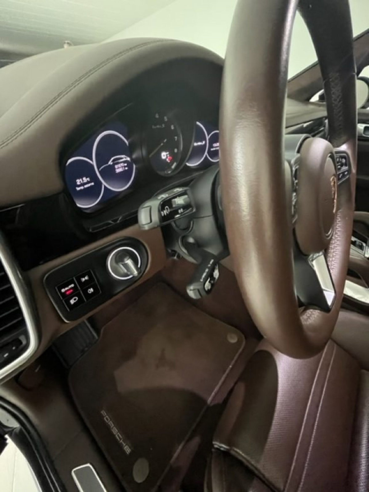 Porsche Cayenne Coupé 4.0 V8 Turbo (10)