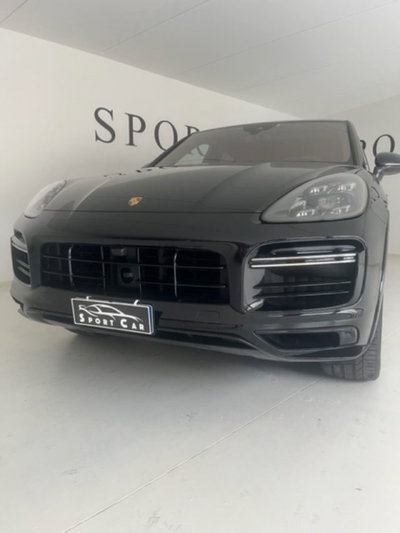 Porsche Cayenne Coupé 4.0 V8 Turbo (3)