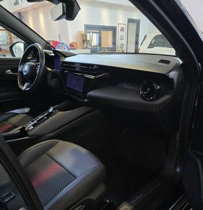 Alfa Romeo Junior 1.2 ibrida Speciale 145cv edct6 (11)