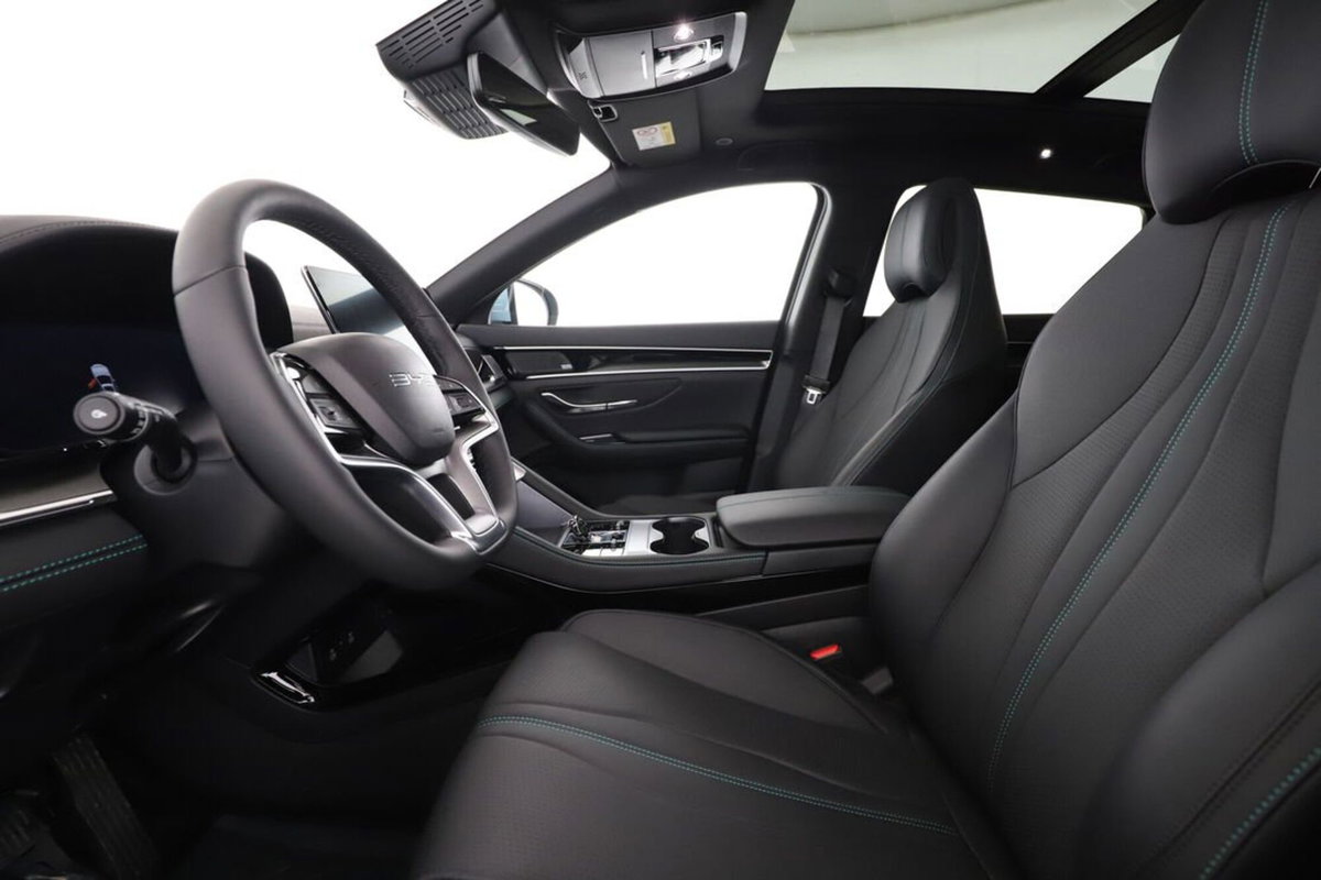 Byd Seal U DM-i 1.5 phev Design awd (14)
