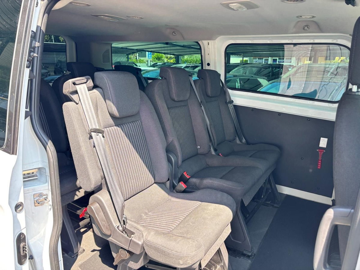 Ford Transit Custom Furgone 310 2.0 TDCi 130 PL Combi Entry (10)
