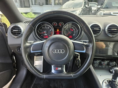 Audi TT Coupé Coupe 45 2.0 tfsi quattro s-tronic (12)