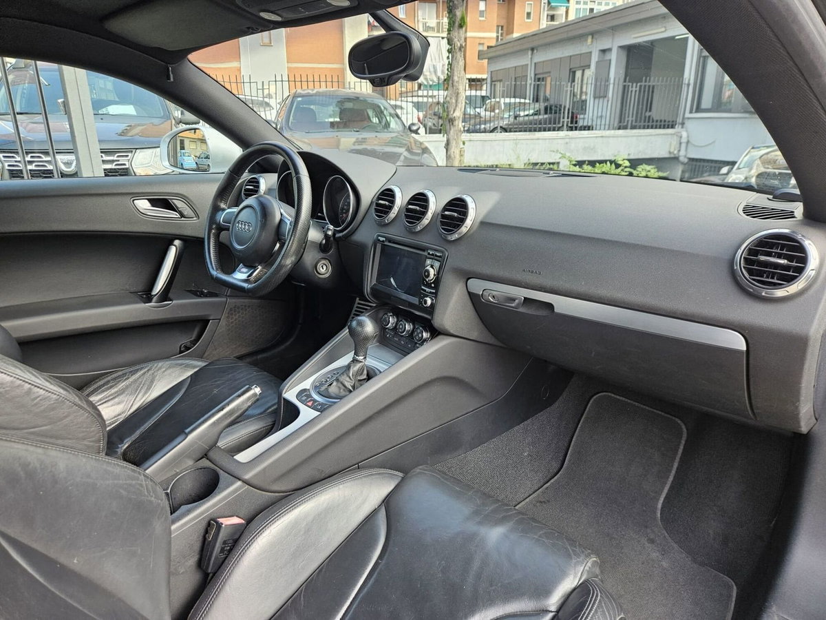 Audi TT Coupé Coupe 45 2.0 tfsi quattro s-tronic (9)