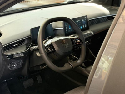 Mg MG3 1.5 hybrid+ Standard auto (7)