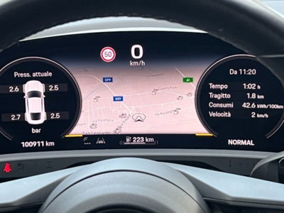 Porsche Taycan 4S (10)