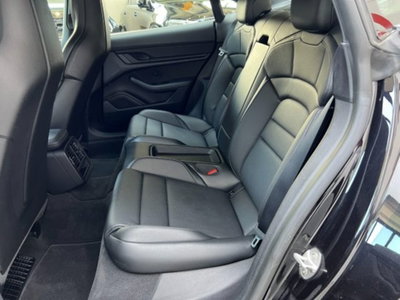 Porsche Taycan 4S (12)